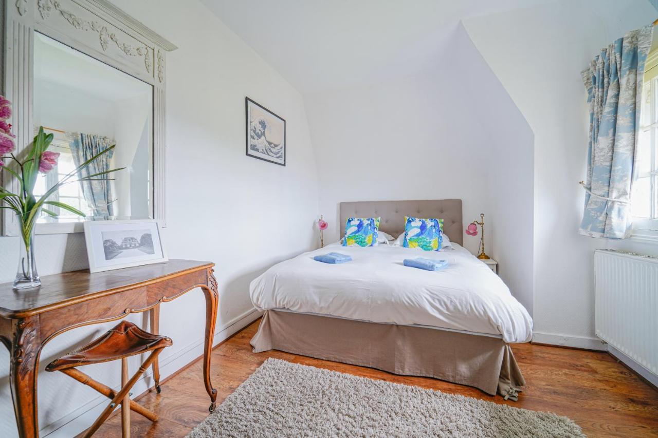 Le Manoir Du Vert Galant Deauville Buitenkant foto